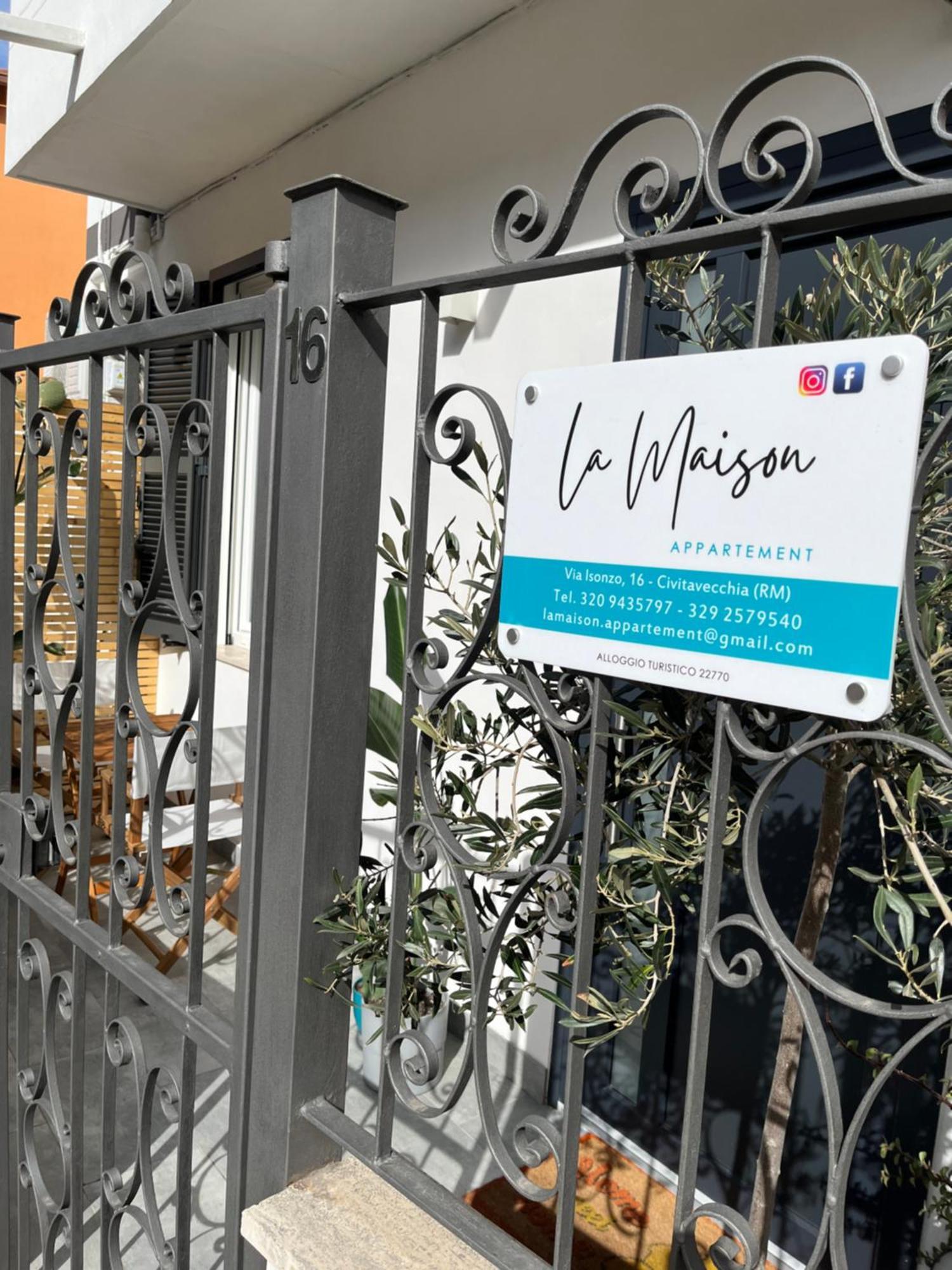 La Maison Appartement - A 200M Dal Porto Civitavecchia Ngoại thất bức ảnh