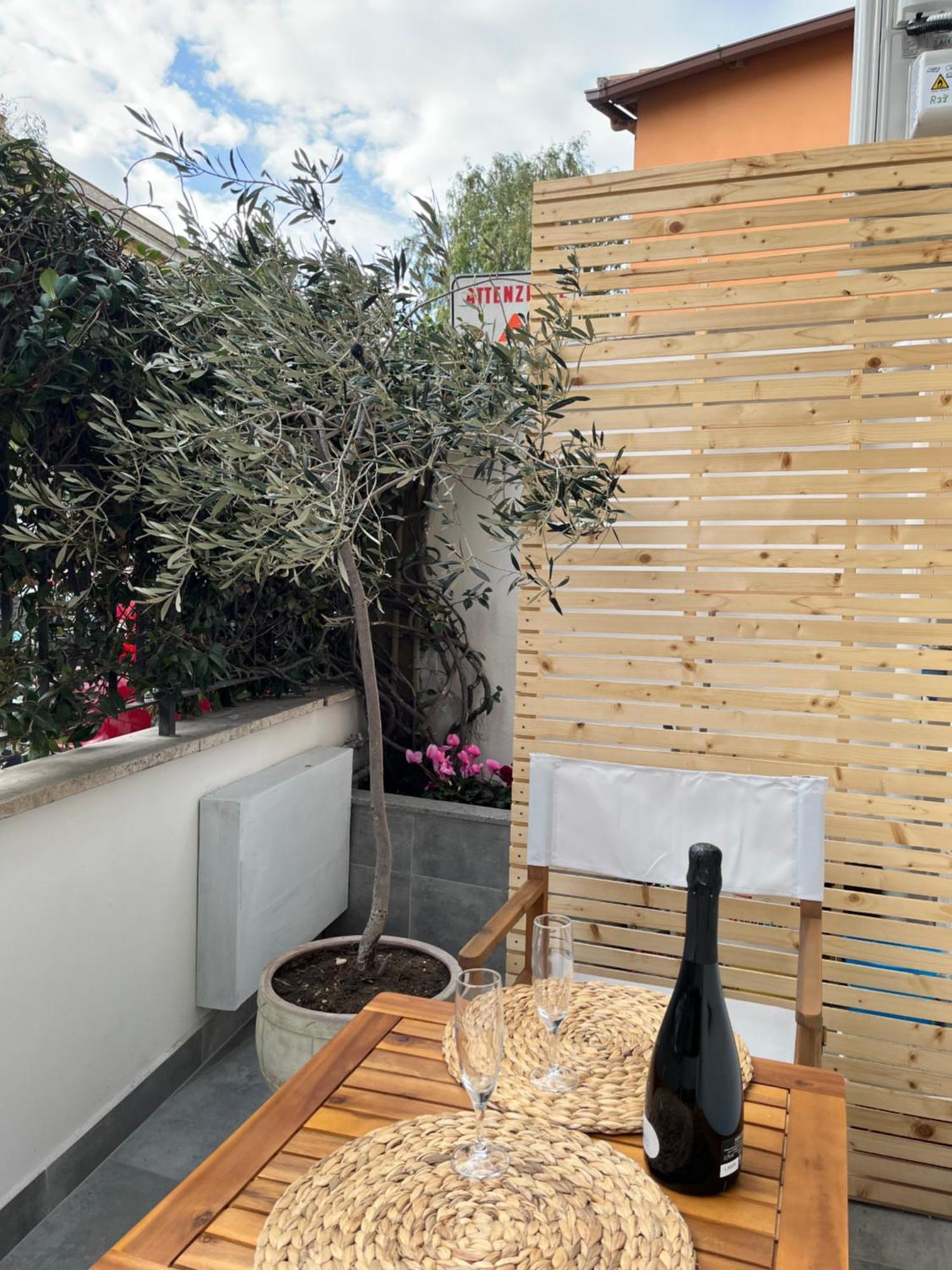 La Maison Appartement - A 200M Dal Porto Civitavecchia Ngoại thất bức ảnh